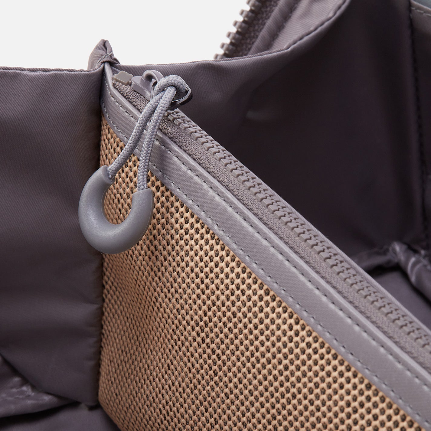 FULL GEAR Kit Large in EverShine nylon - Coffee Gold Metallic - Image 10