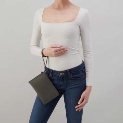 Alternative view of Vida Small Pouch in Micro Pebbled Leather - Desert Palm