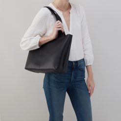 Alternative view of Vida Tote In Micro Pebbled Leather - Chocolate