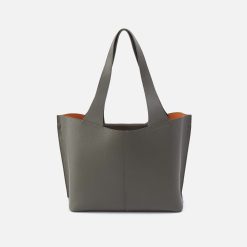 Vida Tote in Micro Pebbled Leather - Desert Palm