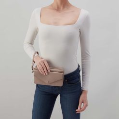 Alternative view of Goldie Wristlet in Pebbled Leather - Warm Adobe