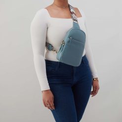 Alternative view of Cass Sling in Pebbled Leather - Agave Leaf