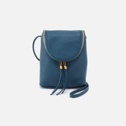 Fern Crossbody in Pebbled Leather - Peacock Feather