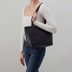 Alternative view of Austin Tote in Pebbled Leather - Black