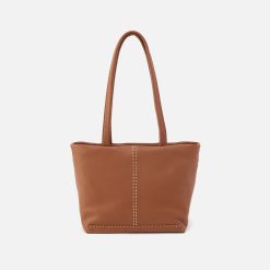 Austin Tote in Pebbled Leather - Warm Honey