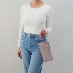 Alternative view of Vida Wristlet in Printed Leather - Mystic Bloom