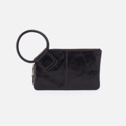 Sable Wristlet in Polished Leather - Black